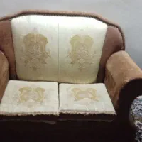 مبل ۷نفره ب همراه میز عسلی
