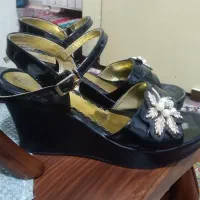 یک جفت کفش مجلسی با تخفیف ویژه