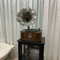 گرامافون فلش خور با میز بوفه|صنایع دستی و سایر لوازم تزئینی|تهران, شهرک چیتگر|دیوار