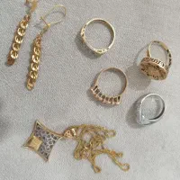 طلا ۱۵۰ هزار تومان بالای خام