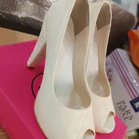 فروش فوری کفش پاشنه بلند