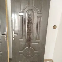 درب چوبی و پنجره pvc