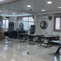 اجاره میز و تخت|خدمات آرایشگری و زیبایی|ابهر, |دیوار