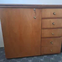 میز چرخ خیاطی