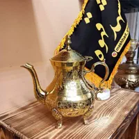 قوری برنجی|کلکسیون اشیاء عتیقه|شوش, |دیوار