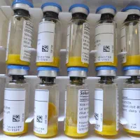 وصل سرم وتزریقات وخدمات پرستاری در منزل