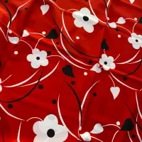 تعدادی تکه پارچه مناسب خیاطی