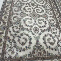 فرش شاهان گل برجسته کرم رنگ