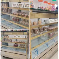 فروش یک عددویترین  چرخدار، استیل و شیشه