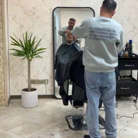 استخدام آرایشگر آقا،  آموزش آرایشگری،شاگرد.|استخدام درمانی، زیبایی، بهداشتی|کرج, جهان‌شهر|دیوار