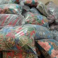 بالشت|رختخواب، بالش، پتو|مشهد, فریزی|دیوار