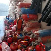 شارژ وفروش انواع کپسولهای اتش نشانی