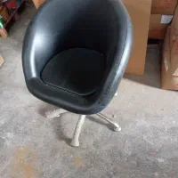 صندلی  چرخ دار