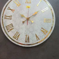 ساعت دیواری