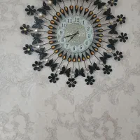 ساعت دیواری