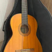 گیتار یاماها c70