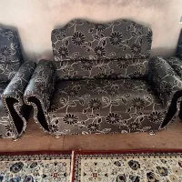 مبل ۷نفره راحتی سالم و تمیز به همراه میز عسلی|مبلمان خانگی و میز عسلی|بندر انزلی, گلشن|دیوار