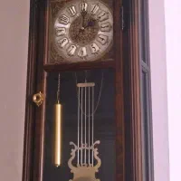 ساعت دیواری