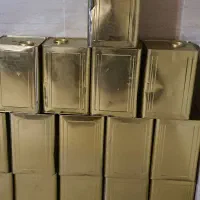 ۴۰۰ کیلو عسل تغذیه