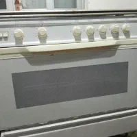 اجاق گاز فردا ر پنج شعله کاملاً سالم