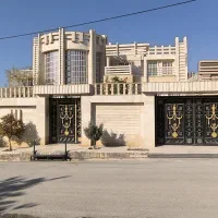 ویلا لوکس/زیرقیمت/680متر/سندتک برگ/بولوارشهیدپیشوا