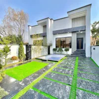 دوقلوهای استخردار با سندتکبرگ/تاپ لوکیشن