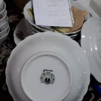 سرویس چینی گل سرخی خیلی قدیمی