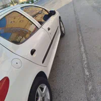پژو 206