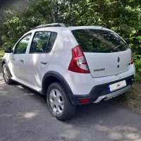 رنو ساندرو استب وی اتوماتیک درحدنو