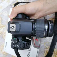دوربین کانن 850d با لنزکیت 18-55 بسیار تمیز|دوربین عکاسی و فیلم‌برداری|قم, کیوانفر|دیوار