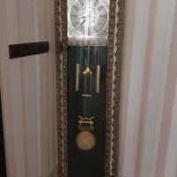 ساعت بدنه برنزی قد ۱۸۰ وپهنا ۴۵ وزن بالای ۲۰کیلو