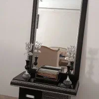 اینه دراور  و شمعدان و ساعت