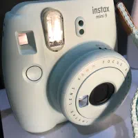 دوربین چاپ سریع فوجی instax mini 9|دوربین عکاسی و فیلم‌برداری|تهران, فلسطین (میدان انقلاب)|دیوار