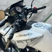 اپاچی ۱۸۰ مدل ۹۴