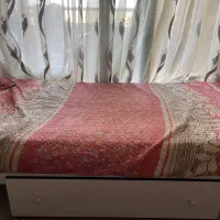 تخت خواب دو نفره متصل هم میشود قیمت توافقی می باشد|تخت و سرویس خواب|مشهد, هفت تیر (آب و برق)|دیوار