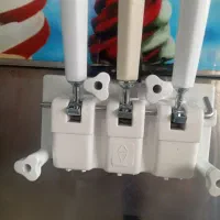 بستنی قیفی نیک نام