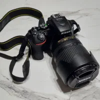 دوربین نیکون d5600 با لنز 18-140|دوربین عکاسی و فیلم‌برداری|تهران, بلوار کشاورز|دیوار