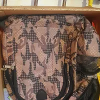 کیف مدرسه و چتر
