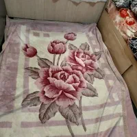 ۲ عدد پتو دونفر و یک نفره|رختخواب، بالش، پتو|بندر انزلی, کلیور|دیوار