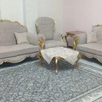 مبلمان 7نفره سلطنتی درحد وهمراه با میز عسلی