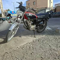 ۲۰۰ دست ساز