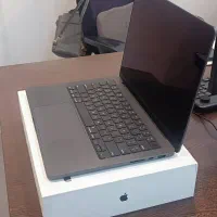 مک بوک M۴pro
