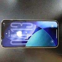 iPhone 13 normal|موبایل|مشهد, عنصری|دیوار