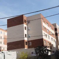 المان-نوساز-با-پارکینگ-نما-سگ