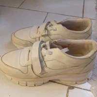 کتونی دخترانه سایز ۴۰ سفید