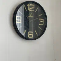 ساعت دیواری