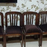 میز ناهارخوری تمام‌چوب