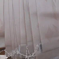 دو عدد پرده عمودی