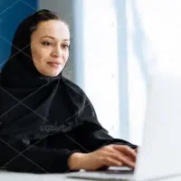 استخدام نیروی خانم در فروشگاه کالای دندانپزشکی