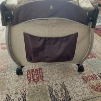 تخت پارک کودک  خارجی بسیار کار بردی|تخت و صندلی بچه|خمینی‌شهر, |دیوار